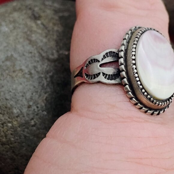 Native Signed AB Sterling Lace Agate Ring Size 6 3/4 or 7 - Picture 3 of 9